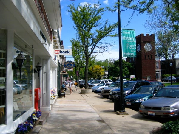 downtown hudson ohio